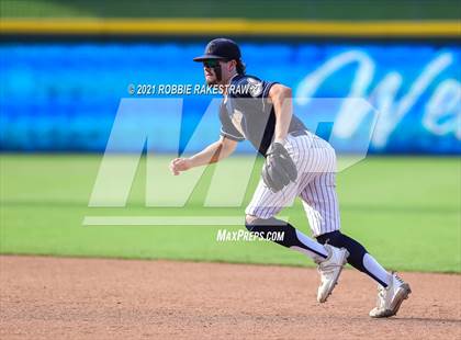 Thumbnail 1 in Keller vs. Rockwall-Heath (UIL 6A Final) photogallery.