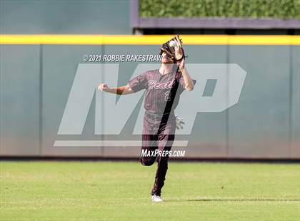 Thumbnail 1 in Keller vs. Rockwall-Heath (UIL 6A Final) photogallery.