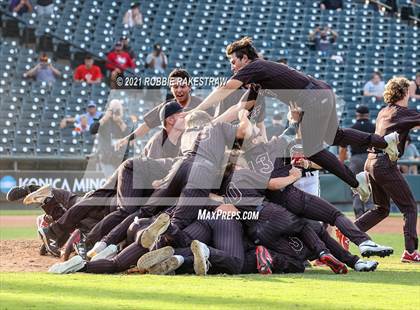 Thumbnail 3 in Keller vs. Rockwall-Heath (UIL 6A Final) photogallery.