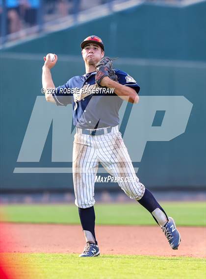 Thumbnail 1 in Keller vs. Rockwall-Heath (UIL 6A Final) photogallery.