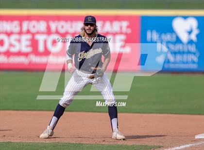 Thumbnail 3 in Keller vs. Rockwall-Heath (UIL 6A Final) photogallery.