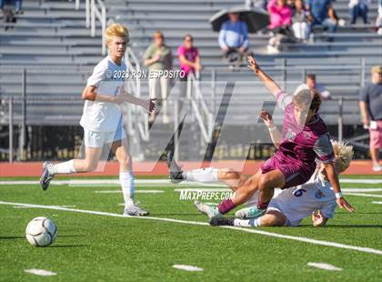 Thumbnail 3 in West Islip vs East Hampton(NYSPHSAA) photogallery.