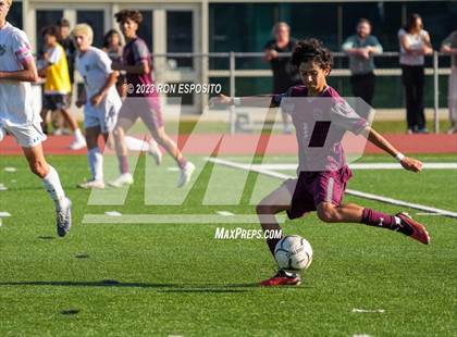Thumbnail 3 in West Islip vs East Hampton(NYSPHSAA) photogallery.