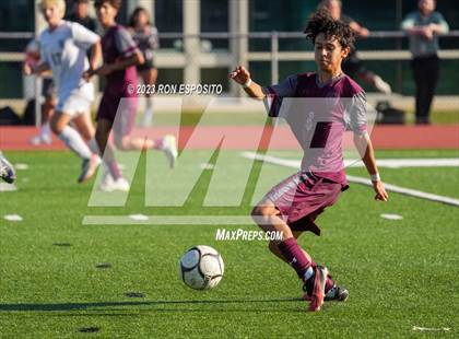Thumbnail 2 in West Islip vs East Hampton(NYSPHSAA) photogallery.