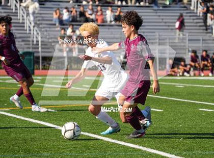 Thumbnail 3 in West Islip vs East Hampton(NYSPHSAA) photogallery.