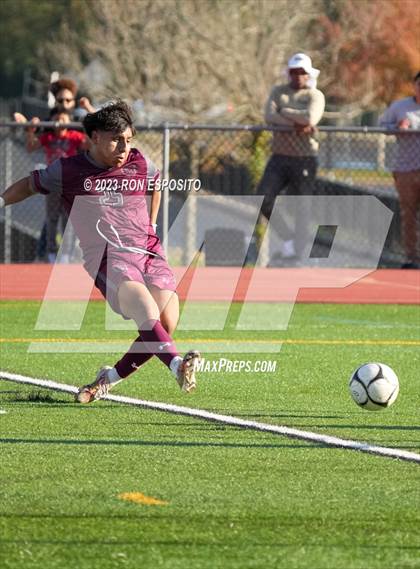Thumbnail 3 in West Islip vs East Hampton(NYSPHSAA) photogallery.