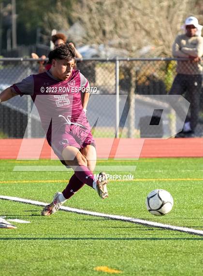 Thumbnail 2 in West Islip vs East Hampton(NYSPHSAA) photogallery.