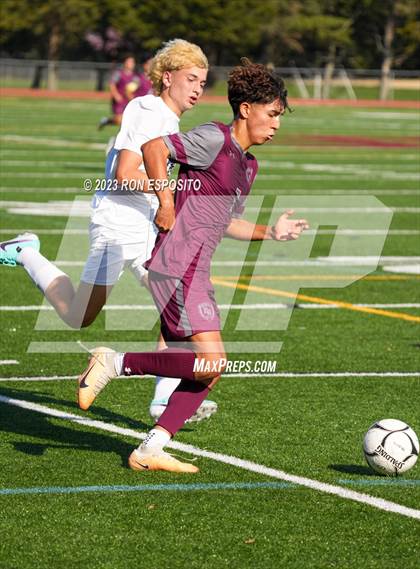 Thumbnail 3 in West Islip vs East Hampton(NYSPHSAA) photogallery.