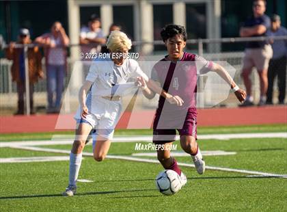 Thumbnail 1 in West Islip vs East Hampton(NYSPHSAA) photogallery.