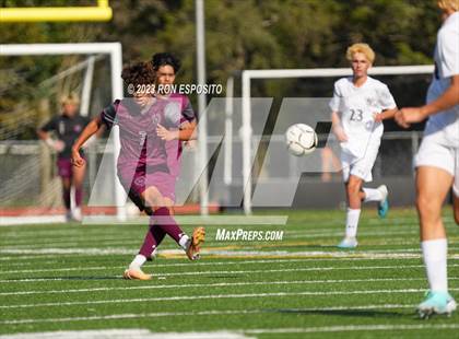 Thumbnail 2 in West Islip vs East Hampton(NYSPHSAA) photogallery.