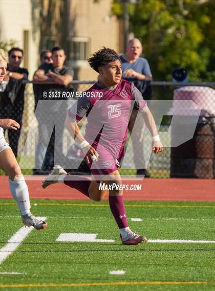 Thumbnail 3 in West Islip vs East Hampton(NYSPHSAA) photogallery.