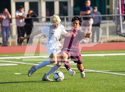 Thumbnail 2 in West Islip vs East Hampton(NYSPHSAA) photogallery.