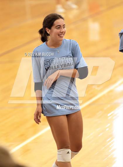 Thumbnail 1 in Grosse Pointe South vs. Divine Child (GPS QUAD) photogallery.