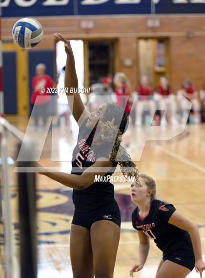 Thumbnail 3 in Grosse Pointe South vs. Divine Child (GPS QUAD) photogallery.