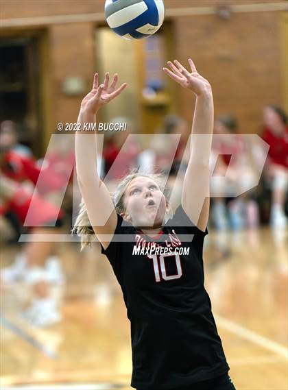 Thumbnail 3 in Grosse Pointe South vs. Divine Child (GPS QUAD) photogallery.