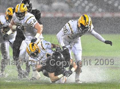 Thumbnail 3 in Edison vs. Servite (CIF SS PAC 5 Final) photogallery.