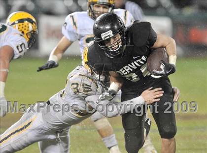 Thumbnail 1 in Edison vs. Servite (CIF SS PAC 5 Final) photogallery.