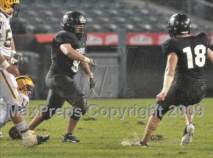 Thumbnail 3 in Edison vs. Servite (CIF SS PAC 5 Final) photogallery.
