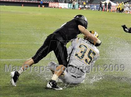 Thumbnail 1 in Edison vs. Servite (CIF SS PAC 5 Final) photogallery.