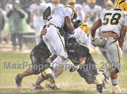 Thumbnail 2 in Edison vs. Servite (CIF SS PAC 5 Final) photogallery.