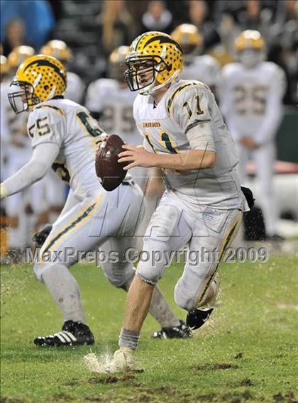 Thumbnail 3 in Edison vs. Servite (CIF SS PAC 5 Final) photogallery.