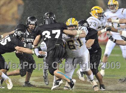 Thumbnail 3 in Edison vs. Servite (CIF SS PAC 5 Final) photogallery.