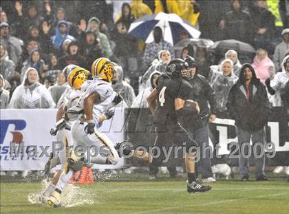 Thumbnail 2 in Edison vs. Servite (CIF SS PAC 5 Final) photogallery.
