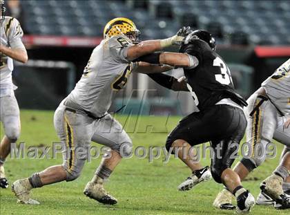 Thumbnail 3 in Edison vs. Servite (CIF SS PAC 5 Final) photogallery.