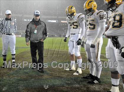 Thumbnail 1 in Edison vs. Servite (CIF SS PAC 5 Final) photogallery.