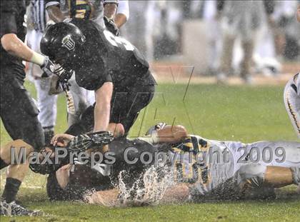 Thumbnail 2 in Edison vs. Servite (CIF SS PAC 5 Final) photogallery.