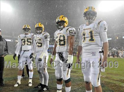 Thumbnail 3 in Edison vs. Servite (CIF SS PAC 5 Final) photogallery.