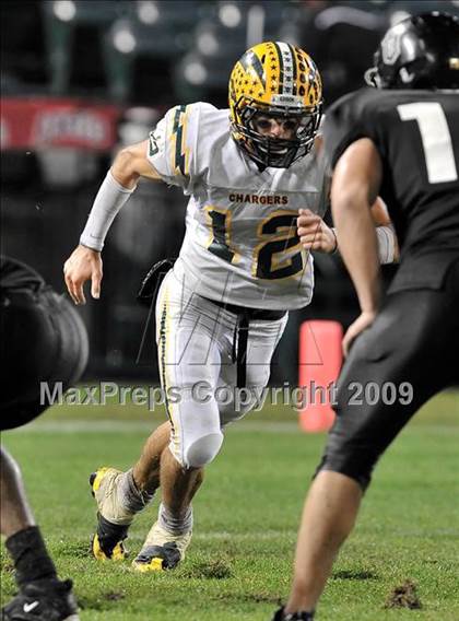 Thumbnail 3 in Edison vs. Servite (CIF SS PAC 5 Final) photogallery.