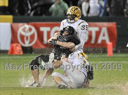 Thumbnail 1 in Edison vs. Servite (CIF SS PAC 5 Final) photogallery.
