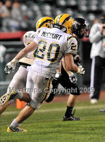 Thumbnail 2 in Edison vs. Servite (CIF SS PAC 5 Final) photogallery.