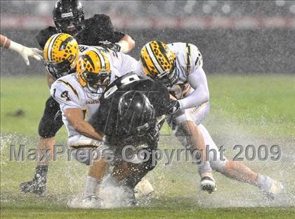 Thumbnail 1 in Edison vs. Servite (CIF SS PAC 5 Final) photogallery.