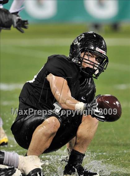 Thumbnail 3 in Edison vs. Servite (CIF SS PAC 5 Final) photogallery.