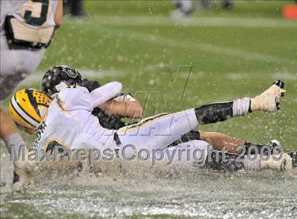 Thumbnail 1 in Edison vs. Servite (CIF SS PAC 5 Final) photogallery.