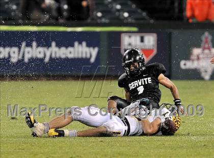 Thumbnail 3 in Edison vs. Servite (CIF SS PAC 5 Final) photogallery.