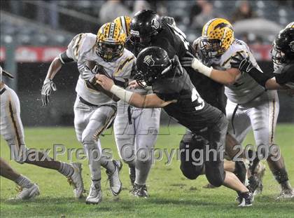 Thumbnail 1 in Edison vs. Servite (CIF SS PAC 5 Final) photogallery.
