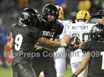 Thumbnail 2 in Edison vs. Servite (CIF SS PAC 5 Final) photogallery.