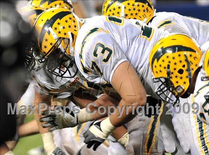 Thumbnail 3 in Edison vs. Servite (CIF SS PAC 5 Final) photogallery.