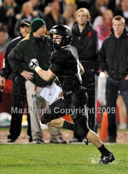 Thumbnail 1 in Edison vs. Servite (CIF SS PAC 5 Final) photogallery.