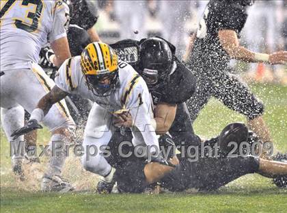 Thumbnail 3 in Edison vs. Servite (CIF SS PAC 5 Final) photogallery.