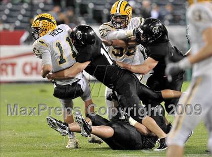 Thumbnail 1 in Edison vs. Servite (CIF SS PAC 5 Final) photogallery.