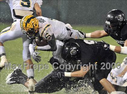 Thumbnail 3 in Edison vs. Servite (CIF SS PAC 5 Final) photogallery.