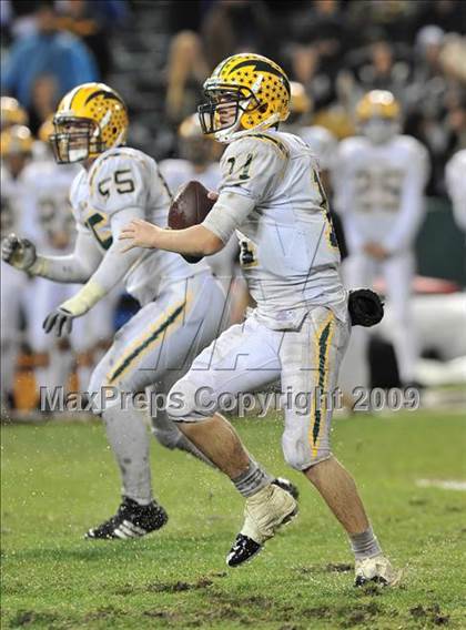Thumbnail 1 in Edison vs. Servite (CIF SS PAC 5 Final) photogallery.