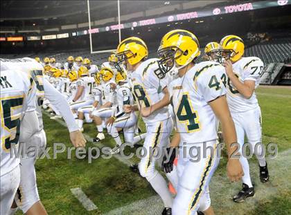 Thumbnail 3 in Edison vs. Servite (CIF SS PAC 5 Final) photogallery.