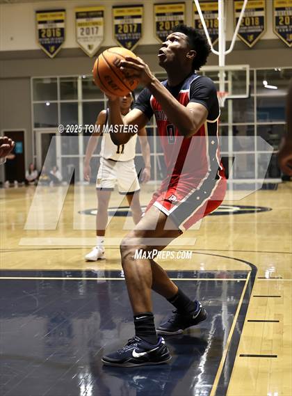Thumbnail 3 in Providence Day @ Carmel Christian (NCISAA 4A Semifinal) photogallery.