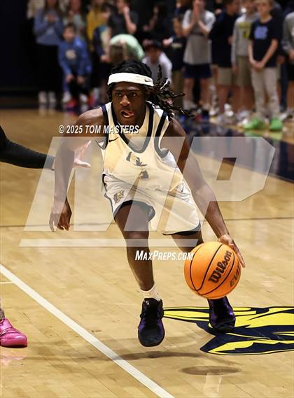 Thumbnail 2 in Providence Day @ Carmel Christian (NCISAA 4A Semifinal) photogallery.
