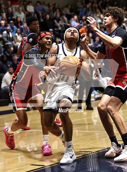 Thumbnail 2 in Providence Day @ Carmel Christian (NCISAA 4A Semifinal) photogallery.